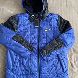 Nike Nsw Synthetic Fill Fleece Jacket 